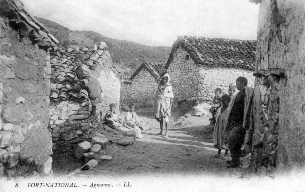 AGUEMOUN, village de la commune de Larbaâ Nath Iraten (anciennement Fort-National), préfecture de Tizi Ouzou
