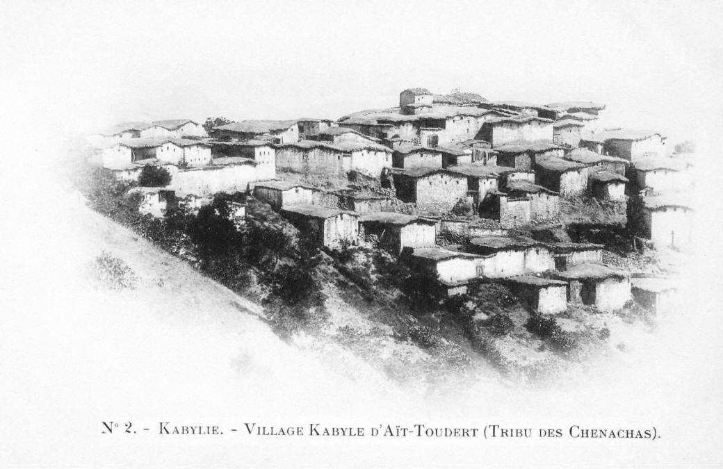 AÏT-TOUDERT, village de la commune du même nom, préfecture de Tizi Ouzou